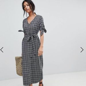 Moon River Plaid Maxi Dress size M